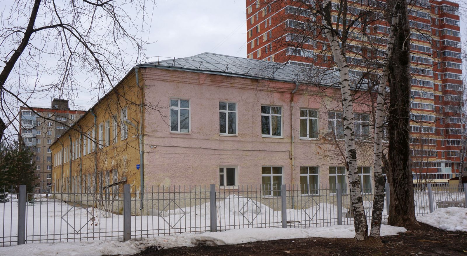 Пермь, Новосибирская улица, 3