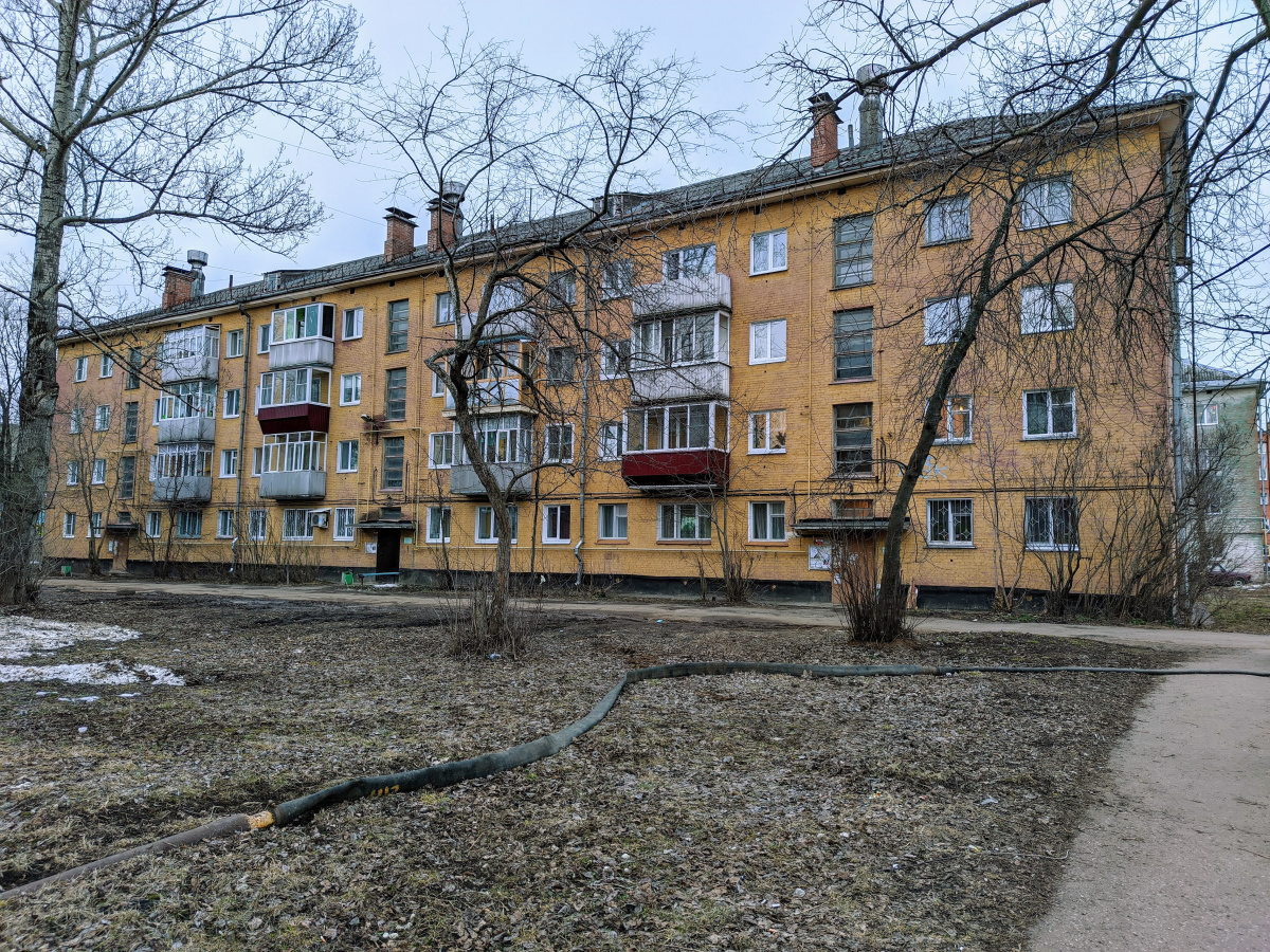 Глазов, Улица Тани Барамзиной, 3