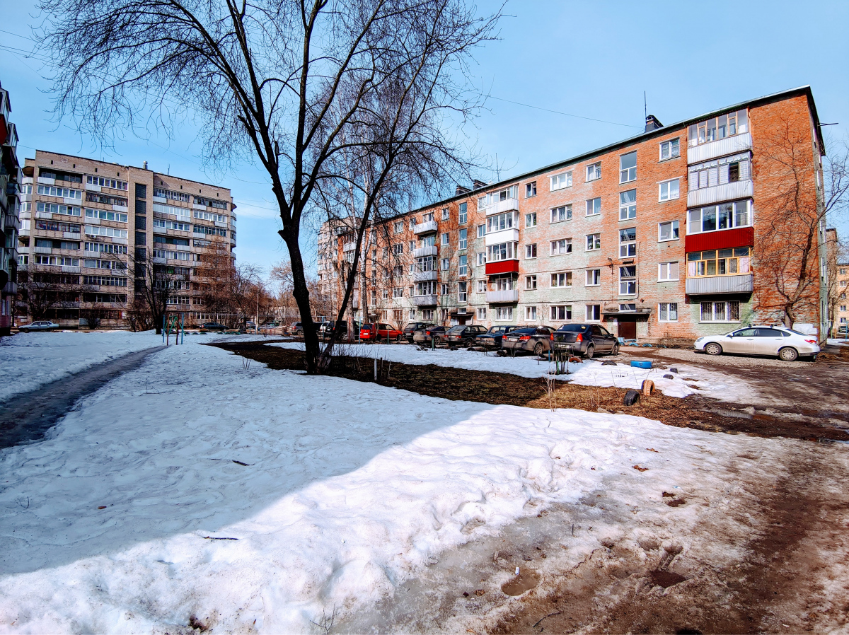 Glazov, Улица Кирова, 65В; Улица Кирова, 63Г
