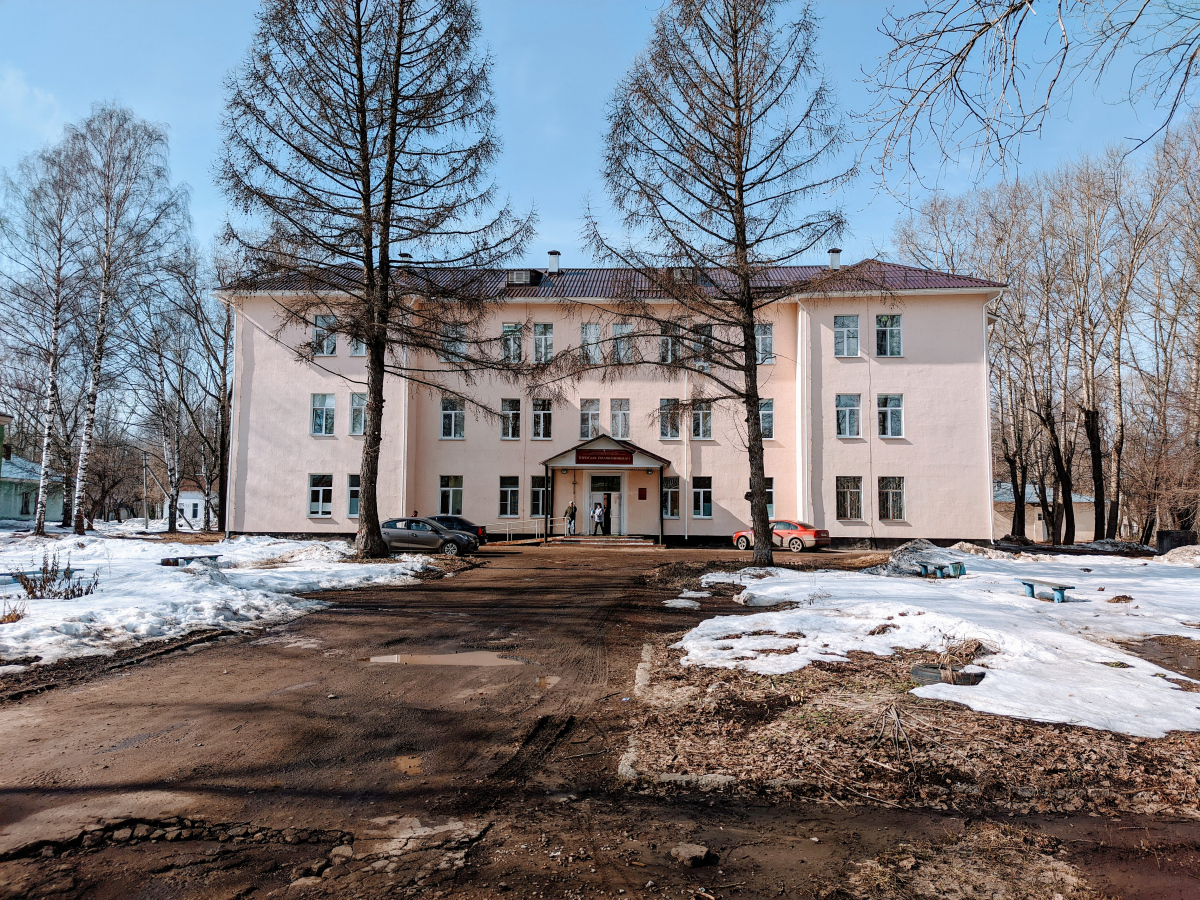 Glazov, Улица Мира, 18