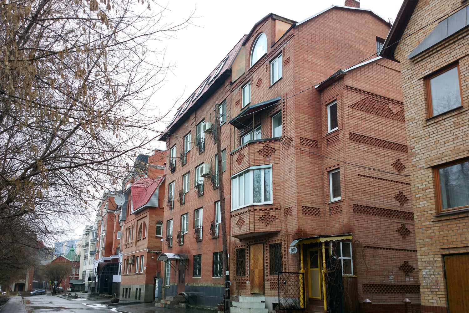 Самара, Улица Водников, 111; Улица Водников, 109