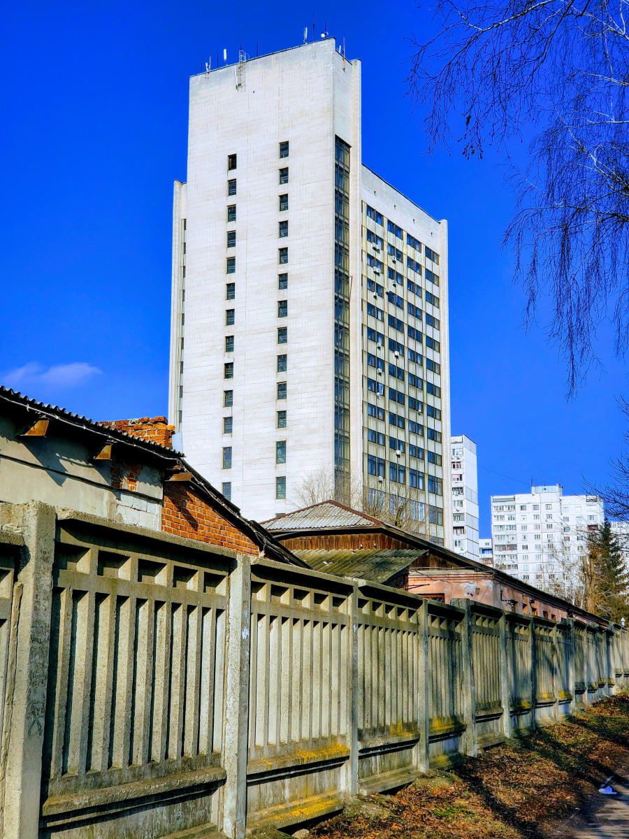 Харьков, Улица Библика, 2 / Улица Пожарского, 10