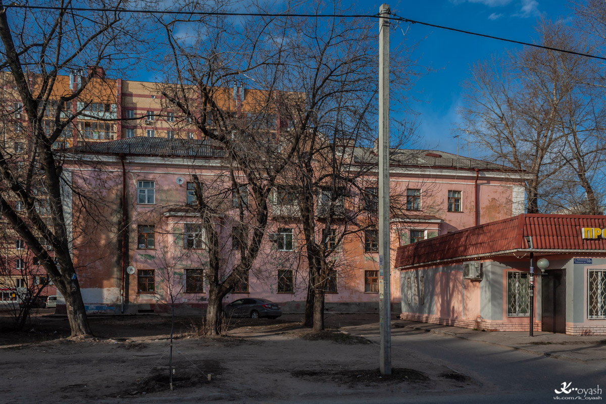 Kasan, Улица Побежимова, 32А