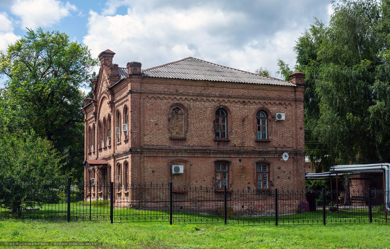 Старый Оскол, Комсомольская улица, 81 корп. 4