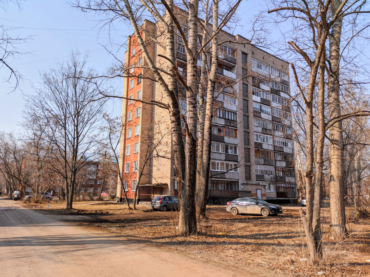 Глазов, Улица Ленина, 9В