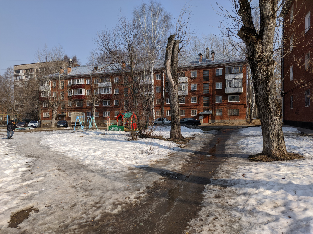 Glazov, Улица Ленина, 7А