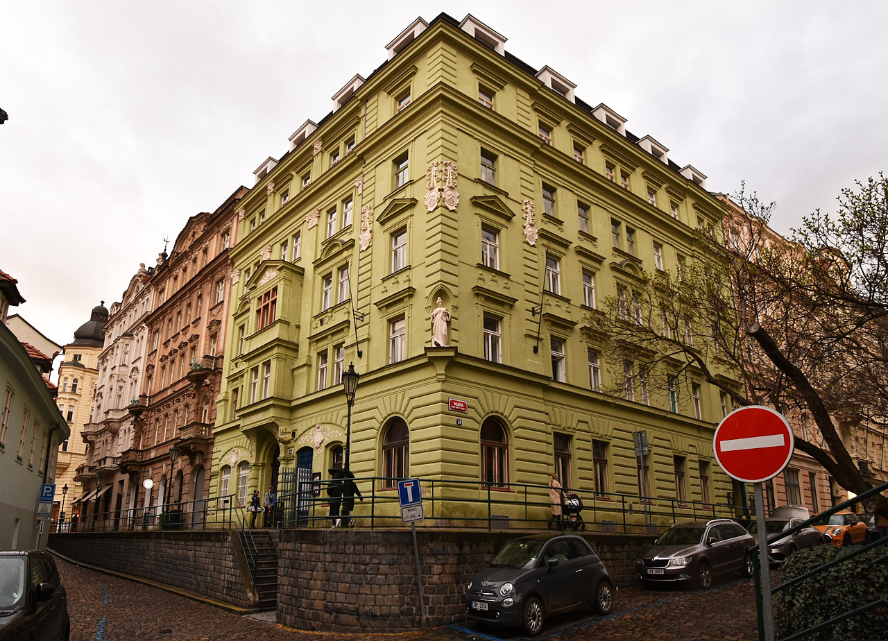 Прага, ​Vězeňská, 9 / ​Kozí, 11; Kozí, 13; ​Kozí, 15​ / Bílkova, 20
