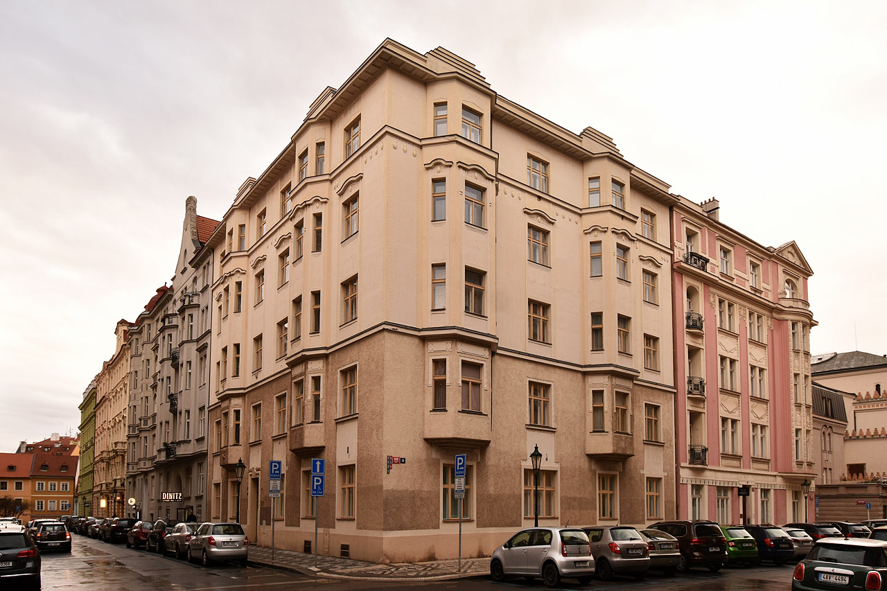 Прага, ​Kozí, 15​ / Bílkova, 20; Bílkova, 18; Bílkova, 16; ​Bílkova, 14; Bílkova, 12; ​Bílkova, 10 / ​Dušní, 18; Dušní, 16