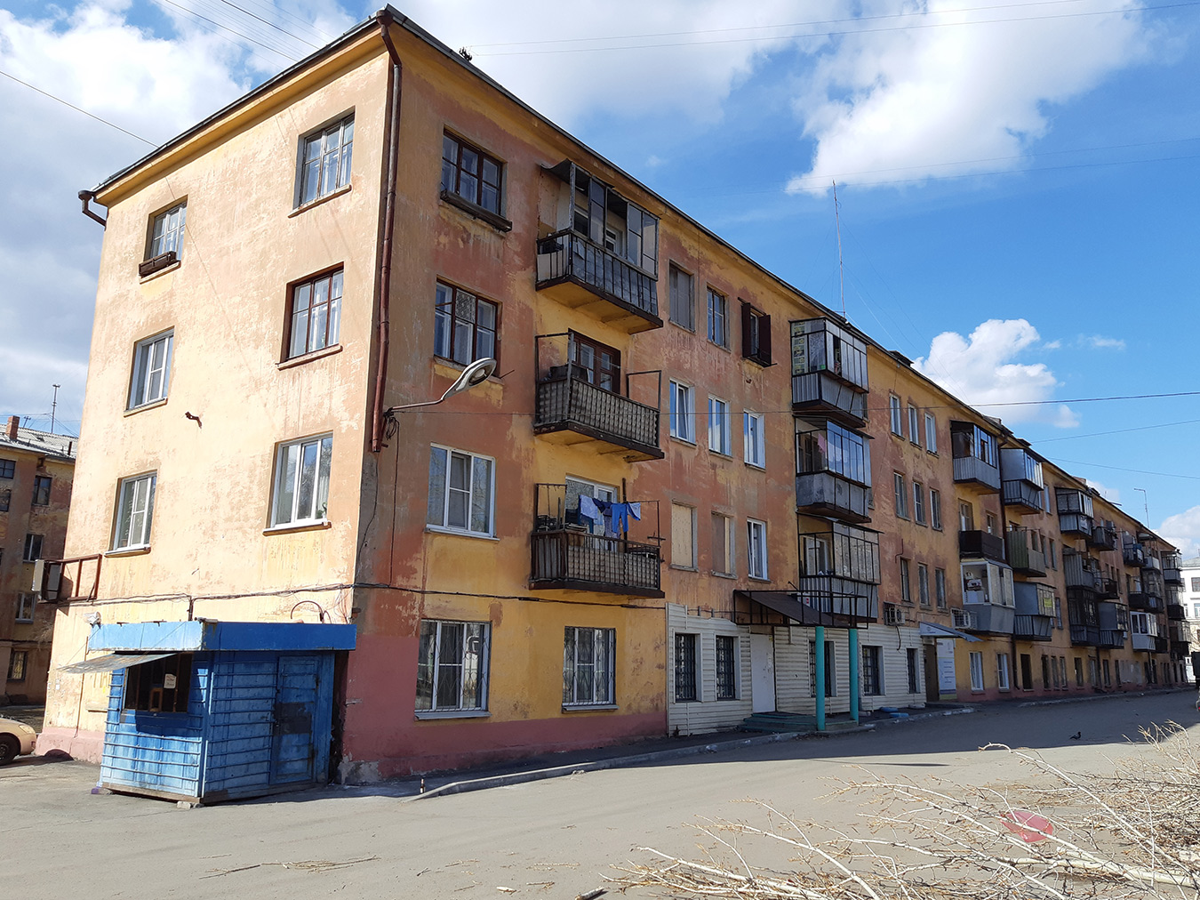 Челябинск, Улица Белостоцкого, 9