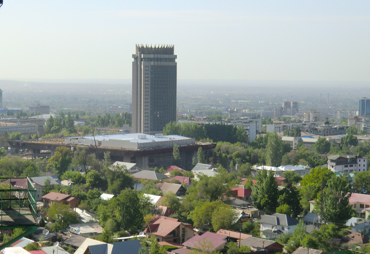 Алматы, Проспект Достык, 52; Проспект Достык, 56