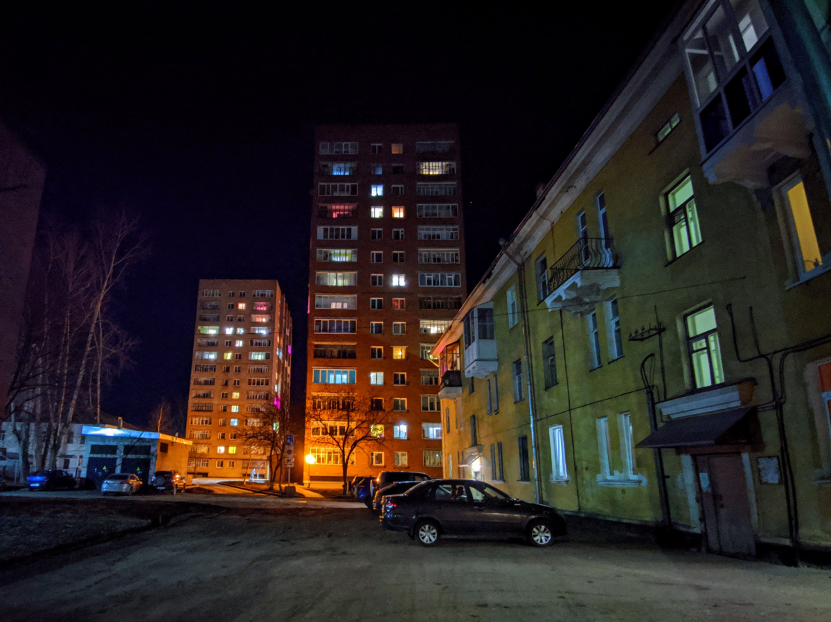 Глазов, Советская улица, 39; Улица Пряженникова, 45
