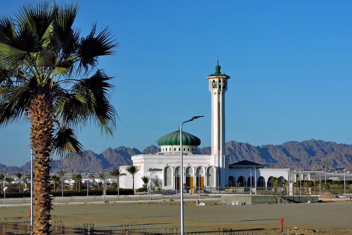 Шарм-эш-Шейх, Naama Bay, Peace Road, Salam Mosque