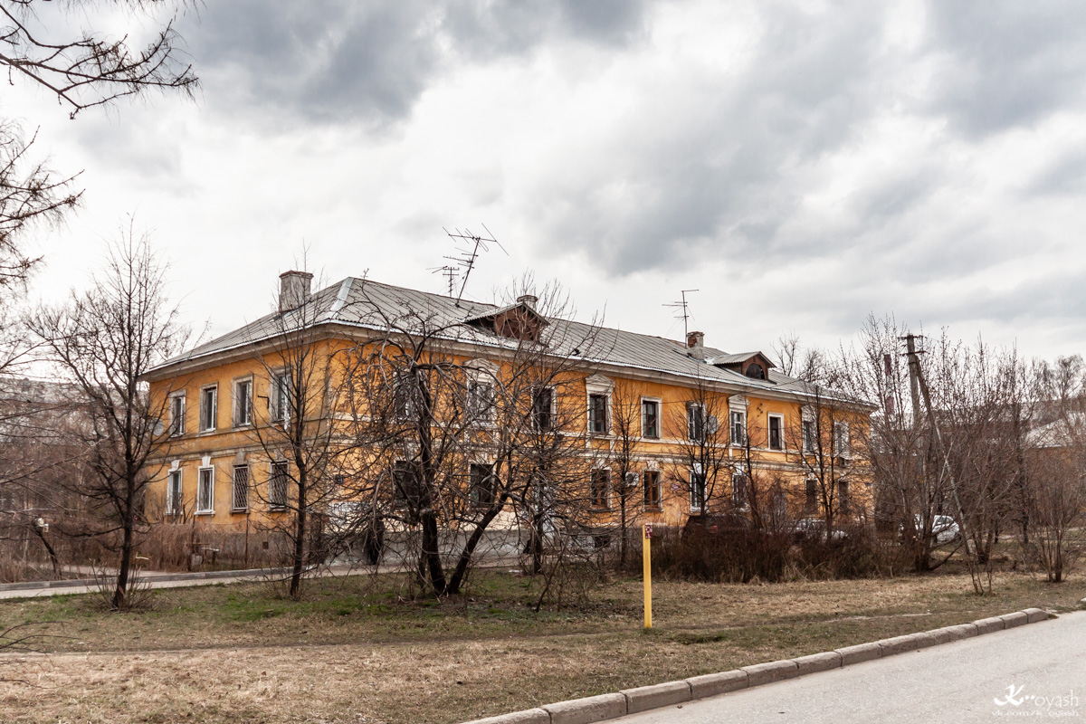 Казань, Союзная 10-я улица, 19 / Городская улица, 8
