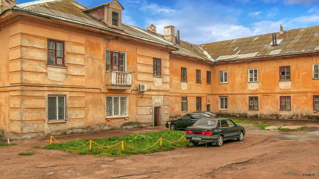 Уфа, Кольцевая улица, 101 / Улица Боткина, 11