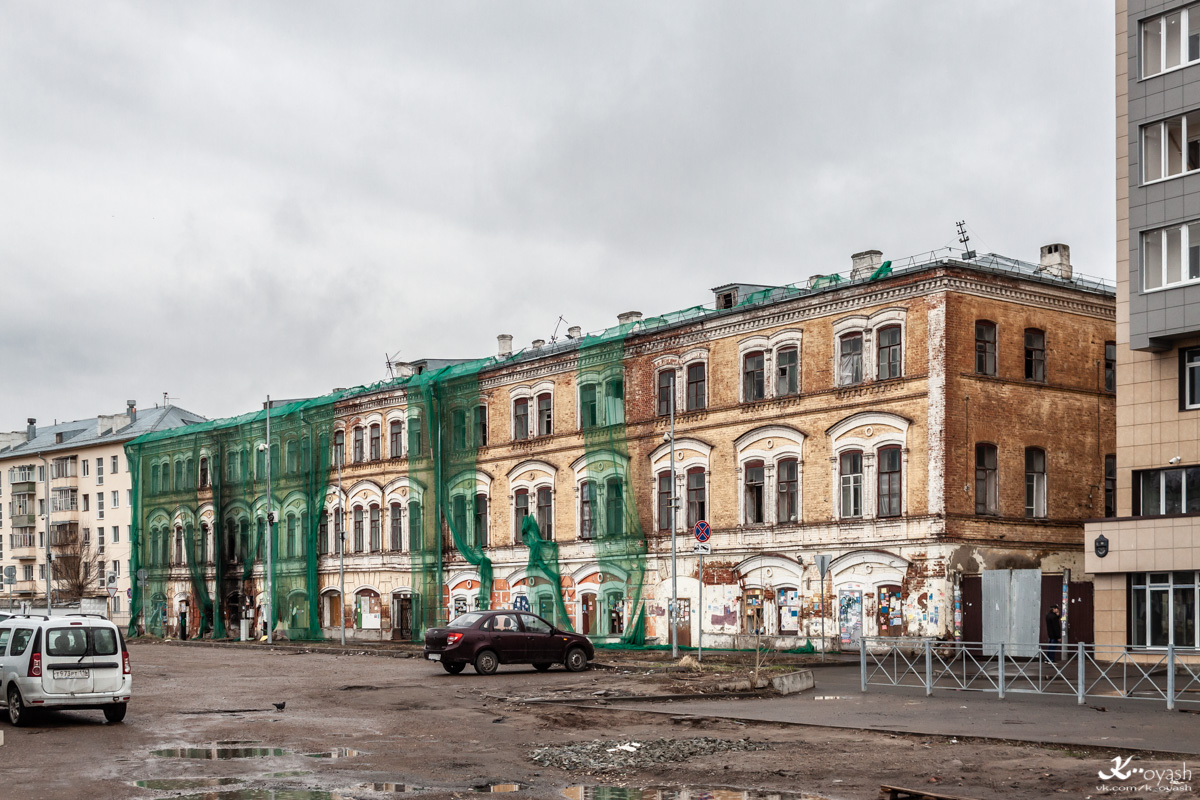 Casáin, Улица Рустема Яхина, 6 / Улица Коротченко, 26 / Улица Саид-Галеева, 27