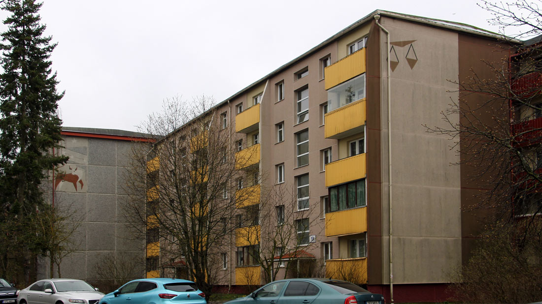 Tallinn, Ehitajate tee, 19