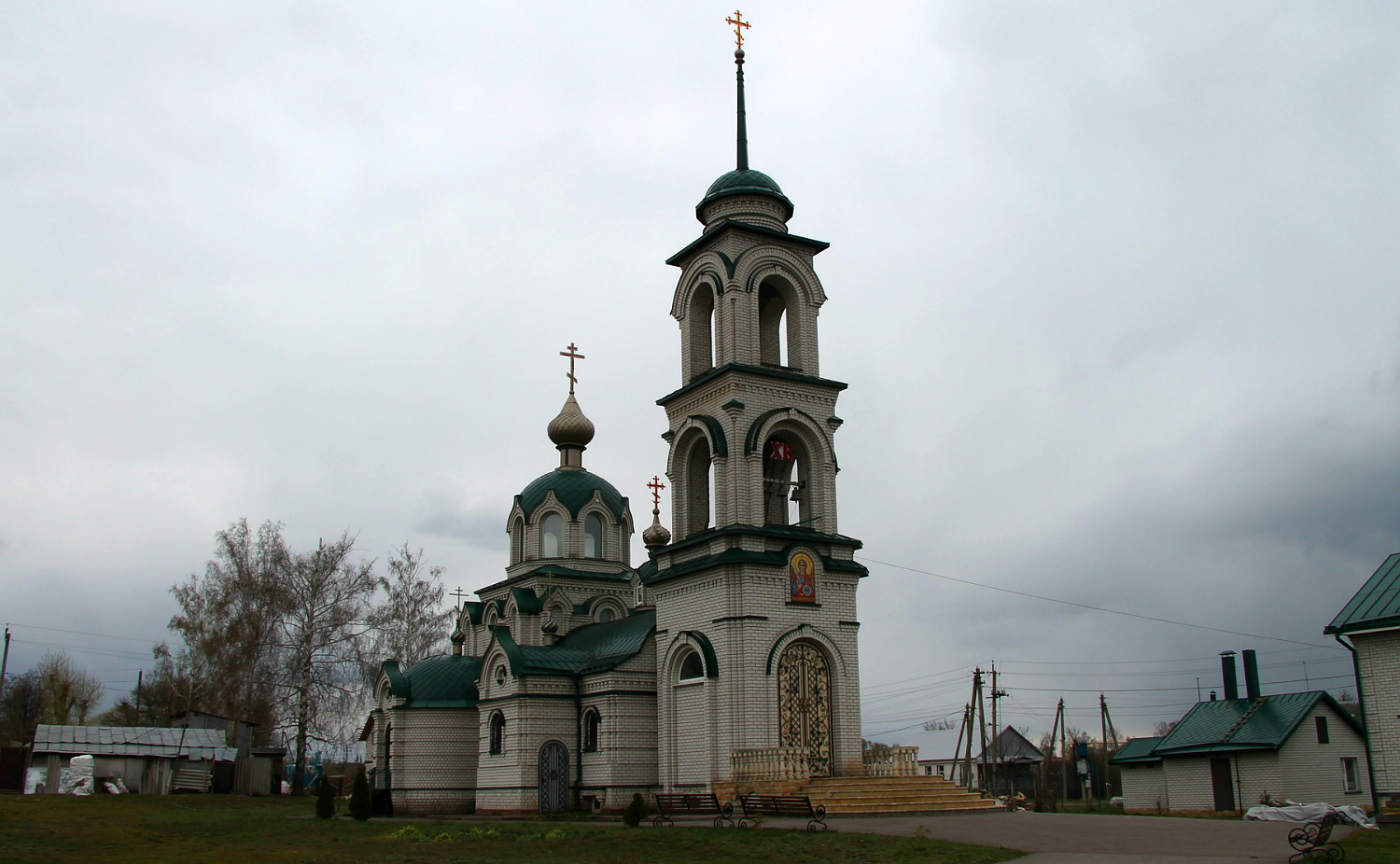 Рамонский район, прочие н.п., с. Новоживотинное, Улица Мира, 1А