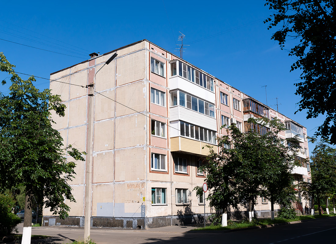 Псков, Улица Максима Горького, 37 / Конная улица, 6