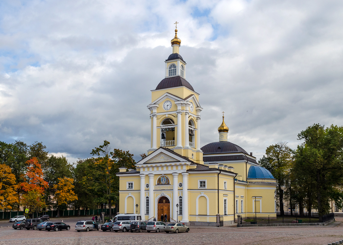 Vyborg, Соборная площадь, 1