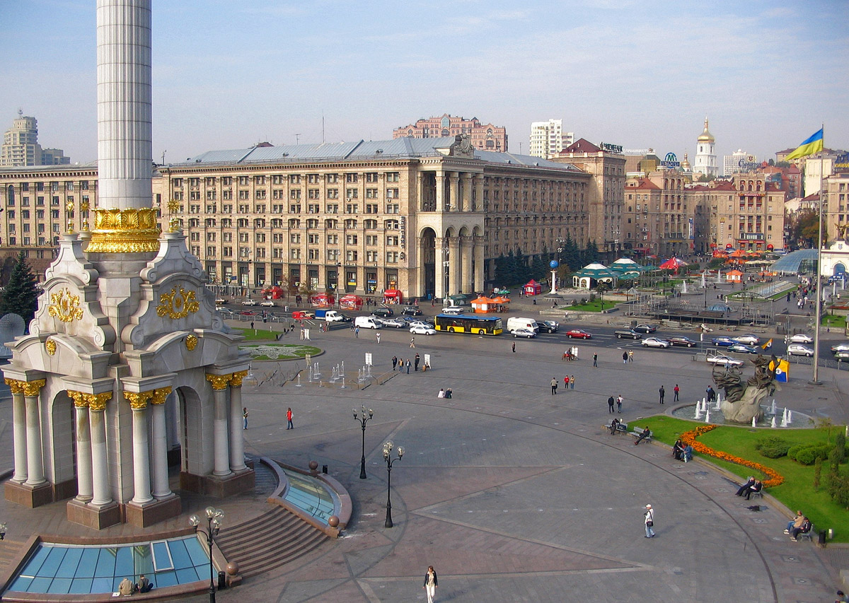Киев, Улица Крещатик, 22; Улица Бориса Гринченко, 1; Улица Бориса Гринченко, 2 / Переулок Тараса Шевченко, 1; Софиевская улица, 1 / Переулок Тараса Шевченко, 2