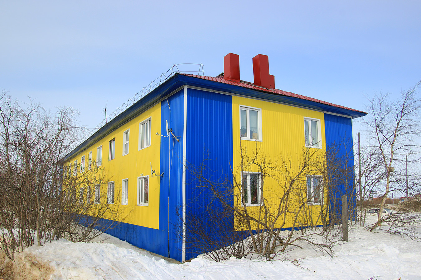 Naryan-Mar, Улица Калмыкова, 1