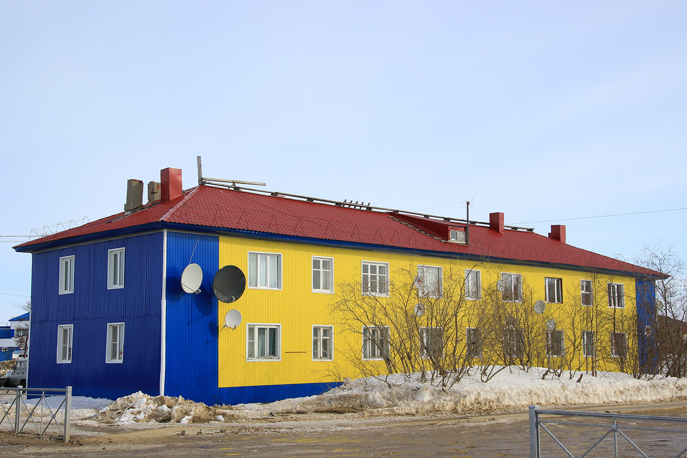 Нарьян-Мар, Улица Калмыкова, 1