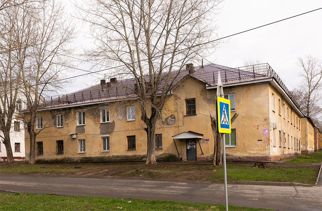 Уфа, Черниковская улица, 17 / Улица Ивана Франко, 6