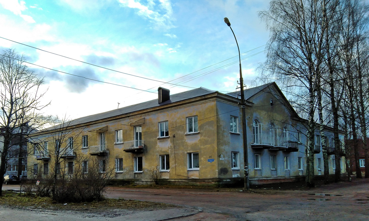 Сортавала, Улица Маяковского, 14 / Улица Осипенко, 5