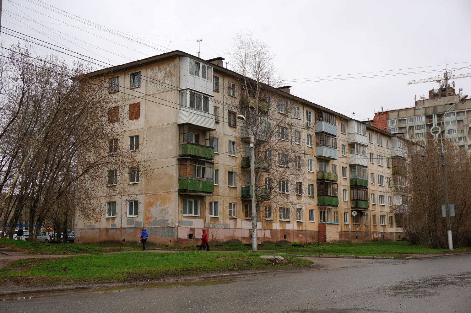 Пермь, Улица Космонавта Леонова, 56