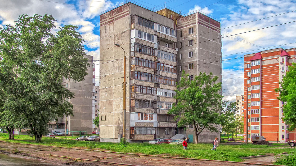 Уфа, Улица Богдана Хмельницкого, 127; Улица Богдана Хмельницкого, 127/1