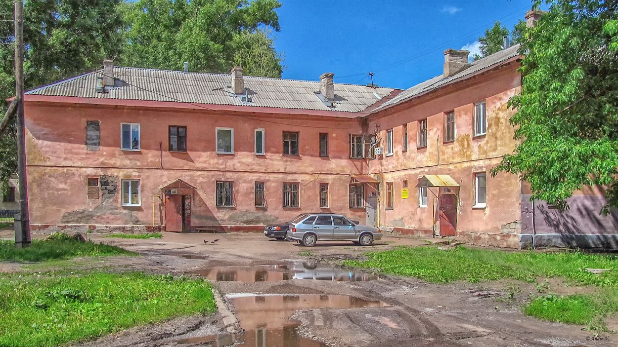Уфа, Улица Кулибина, 28 / Переулок Кулибина, 7