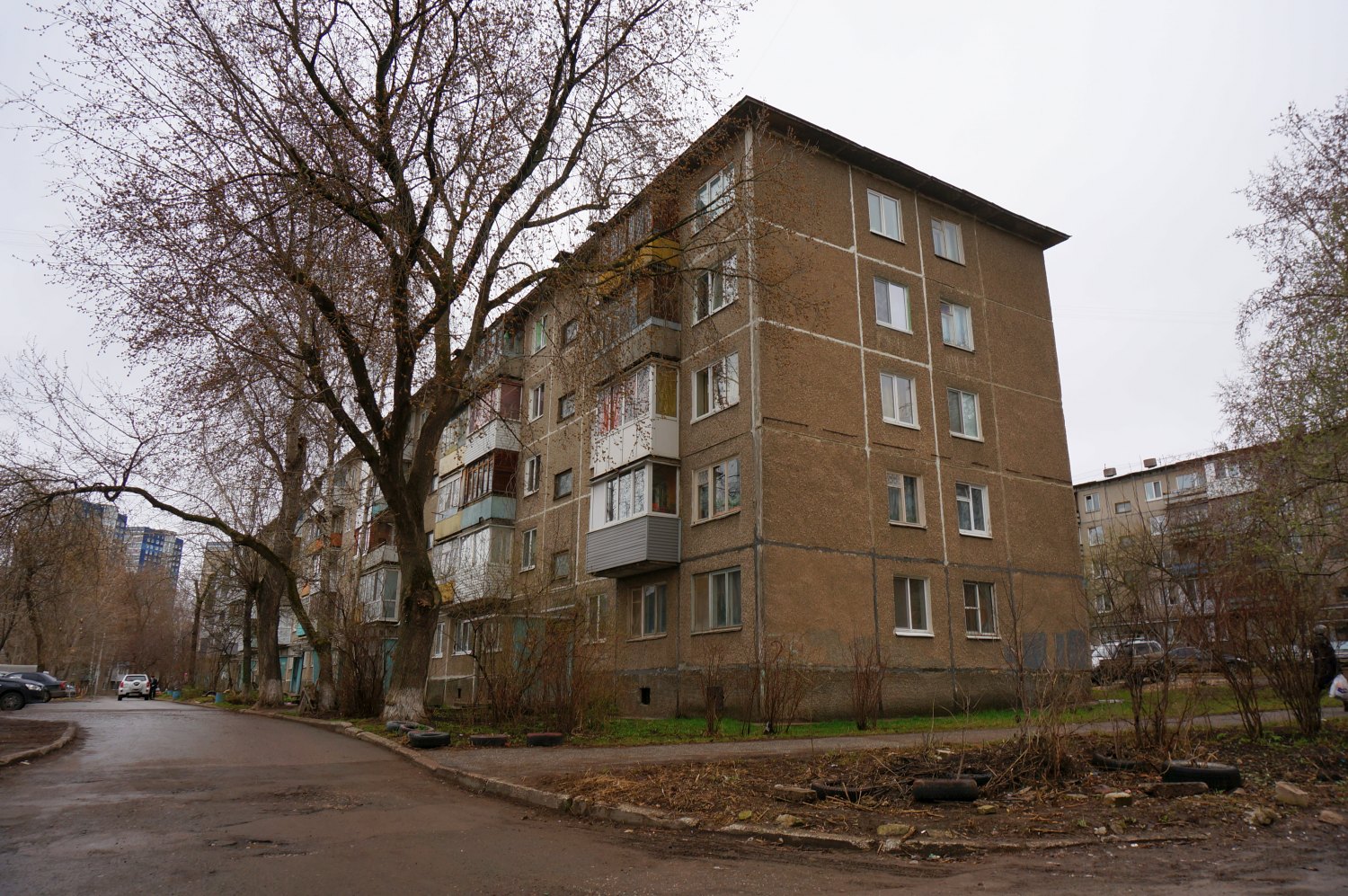 Пермь, Улица Милиционера Власова, 25
