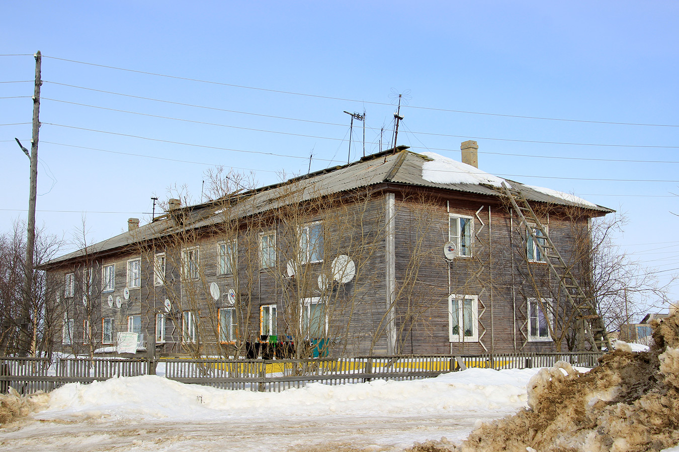 Naryan-Mar, Заполярный переулок, 5