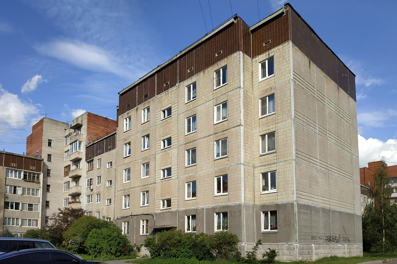 Гатчина, Улица Генерала Кныша, 14 корп. 1