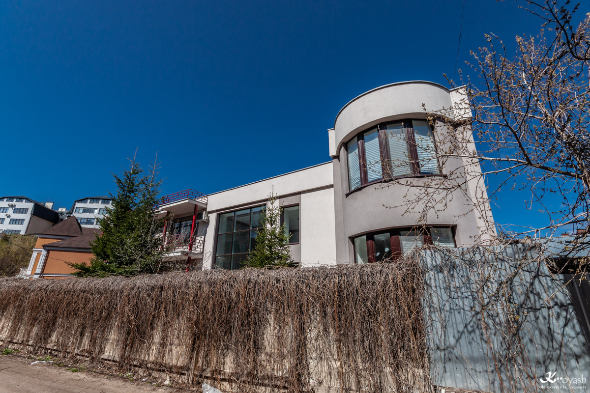 Казань, Овражная улица, 3