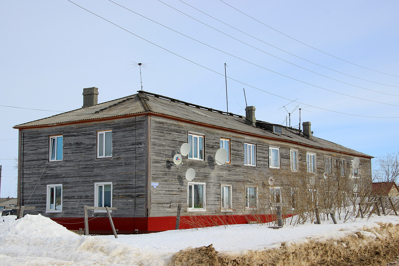 Naryan-Mar, Улица Калмыкова, 11