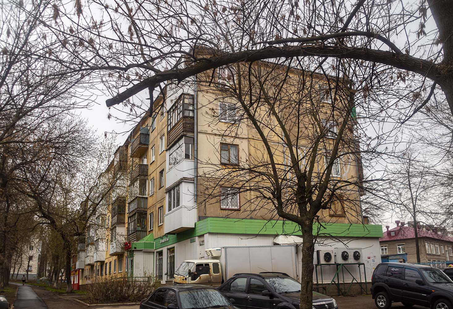 Уфа, Улица Карима Хакимова, 8