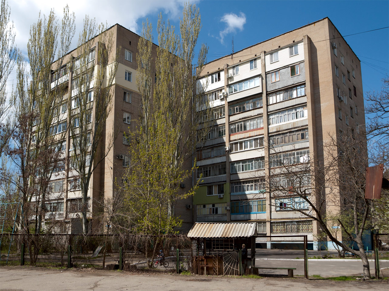 Мелитополь, Вулиця Осипенко, 92; Вулиця Осипенко, 94