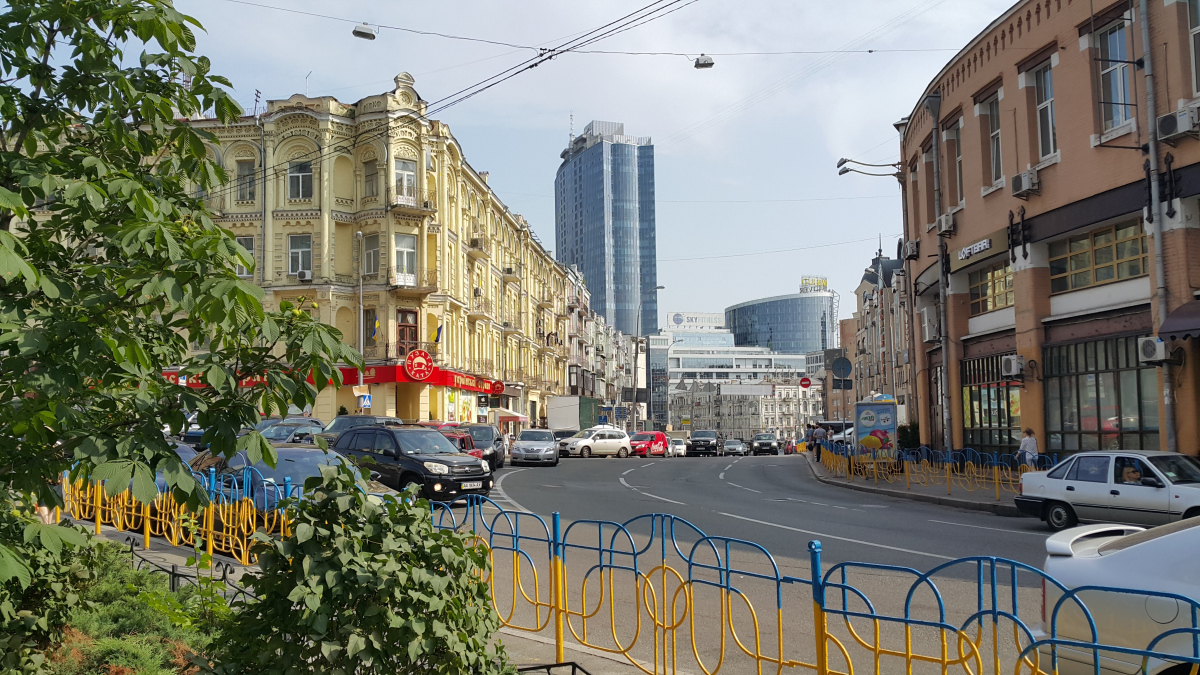 Киев, Спортивная Площадь, 1А