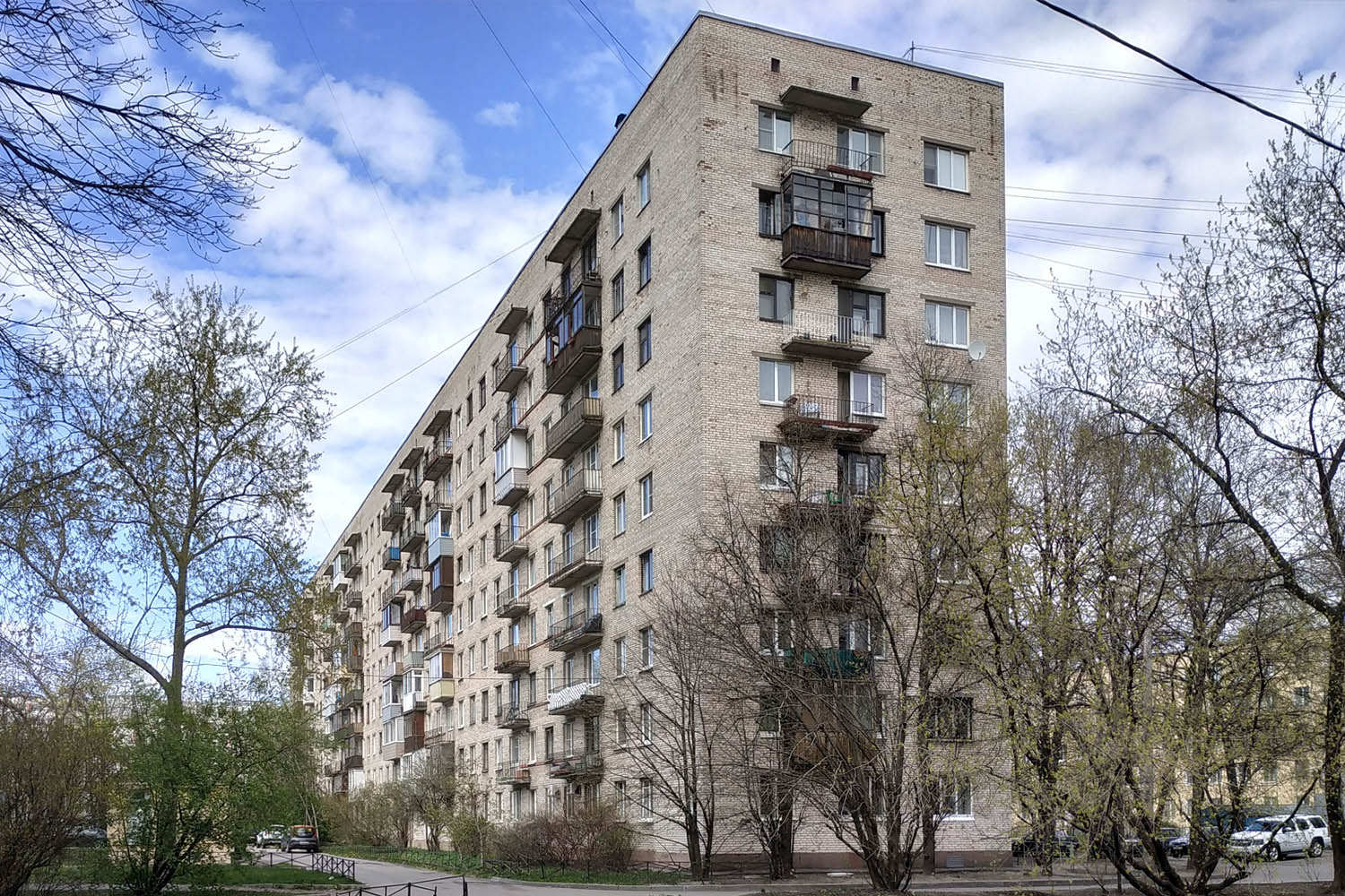 Санкт-Петербург, Улица Белы Куна, 5