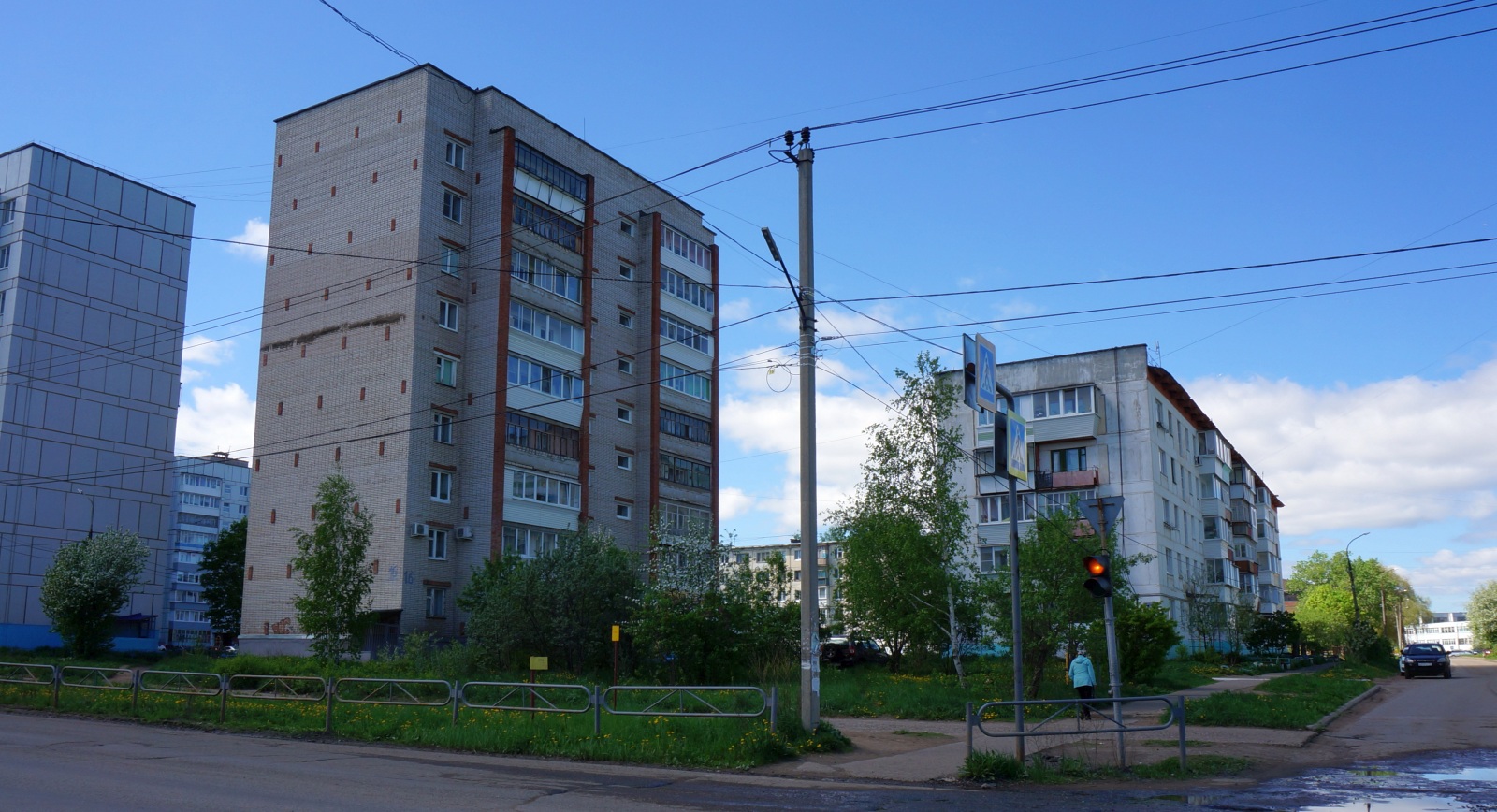 Чайковский, Улица Декабристов, 16; Улица Декабристов, 12