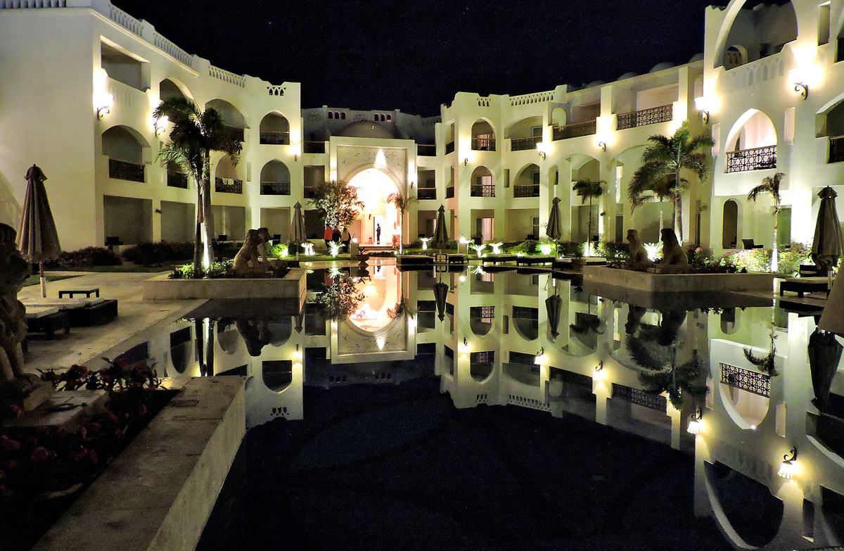 Шарм-эш-Шейх, Naama Bay, Peace Road, Le Royale Collection Luxury Resort
