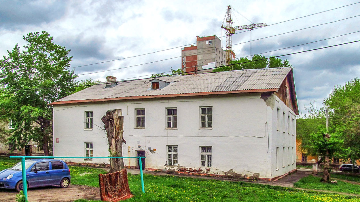 Уфа, Черниковская улица, 25; Черниковская улица, 20
