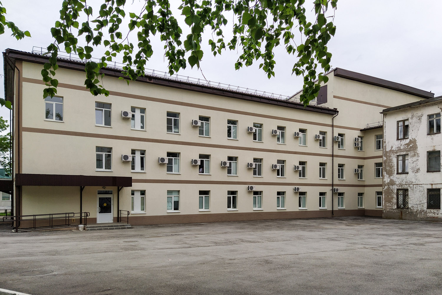 Новокуйбышевск, Улица Островского, 32