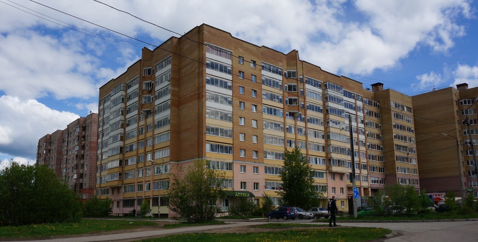 Пермь, Социалистическая улица, 24; Памирская улица, 28