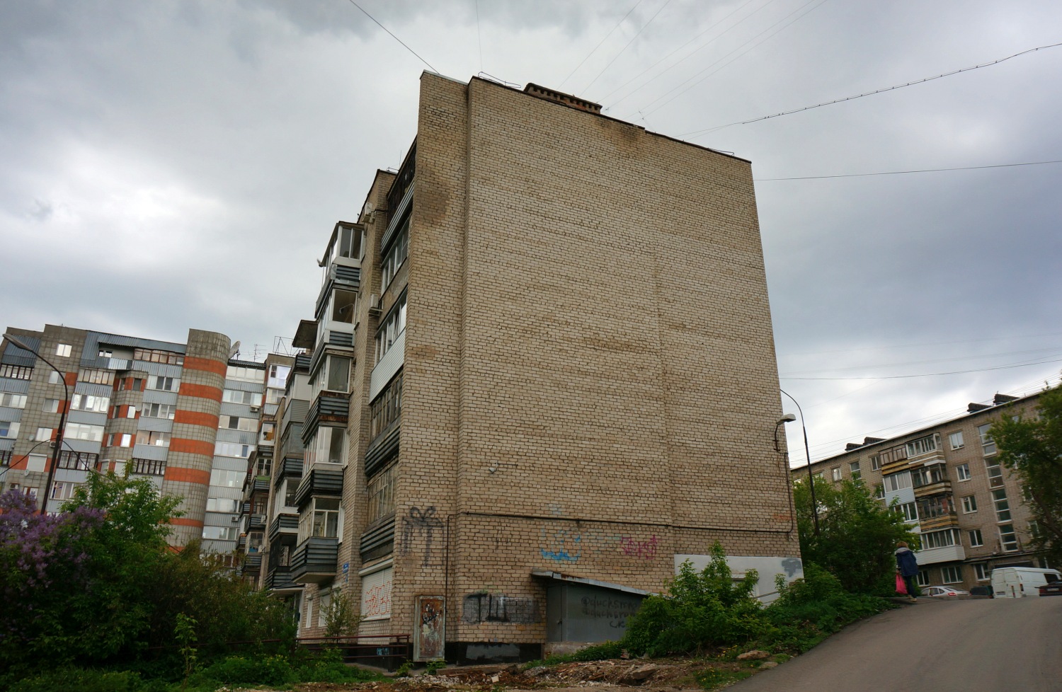 Пермь, Улица Крисанова, 15