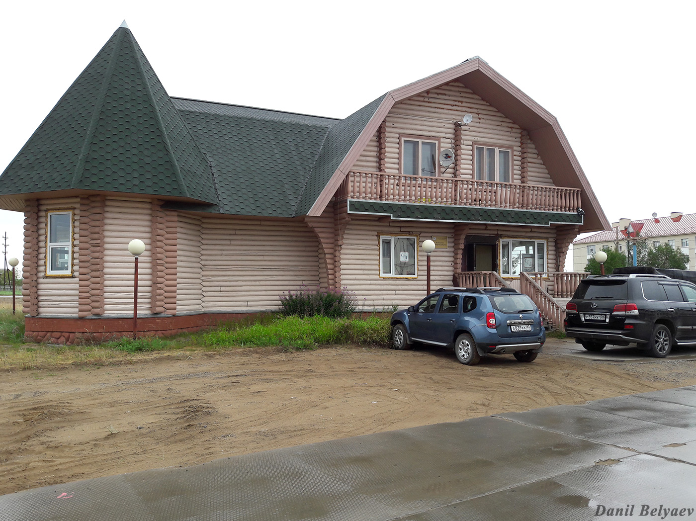 Искателей, Улица Россихина, 9А