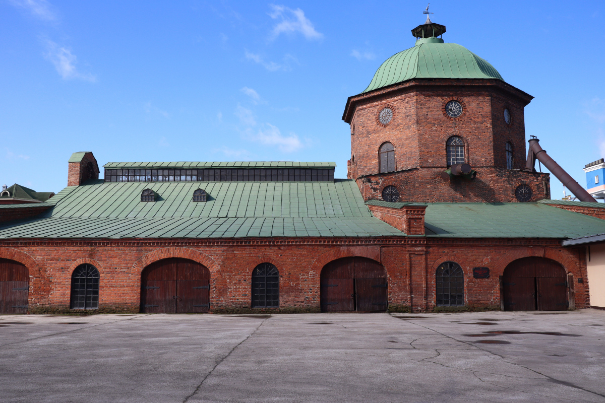 Полевской, Северская домна