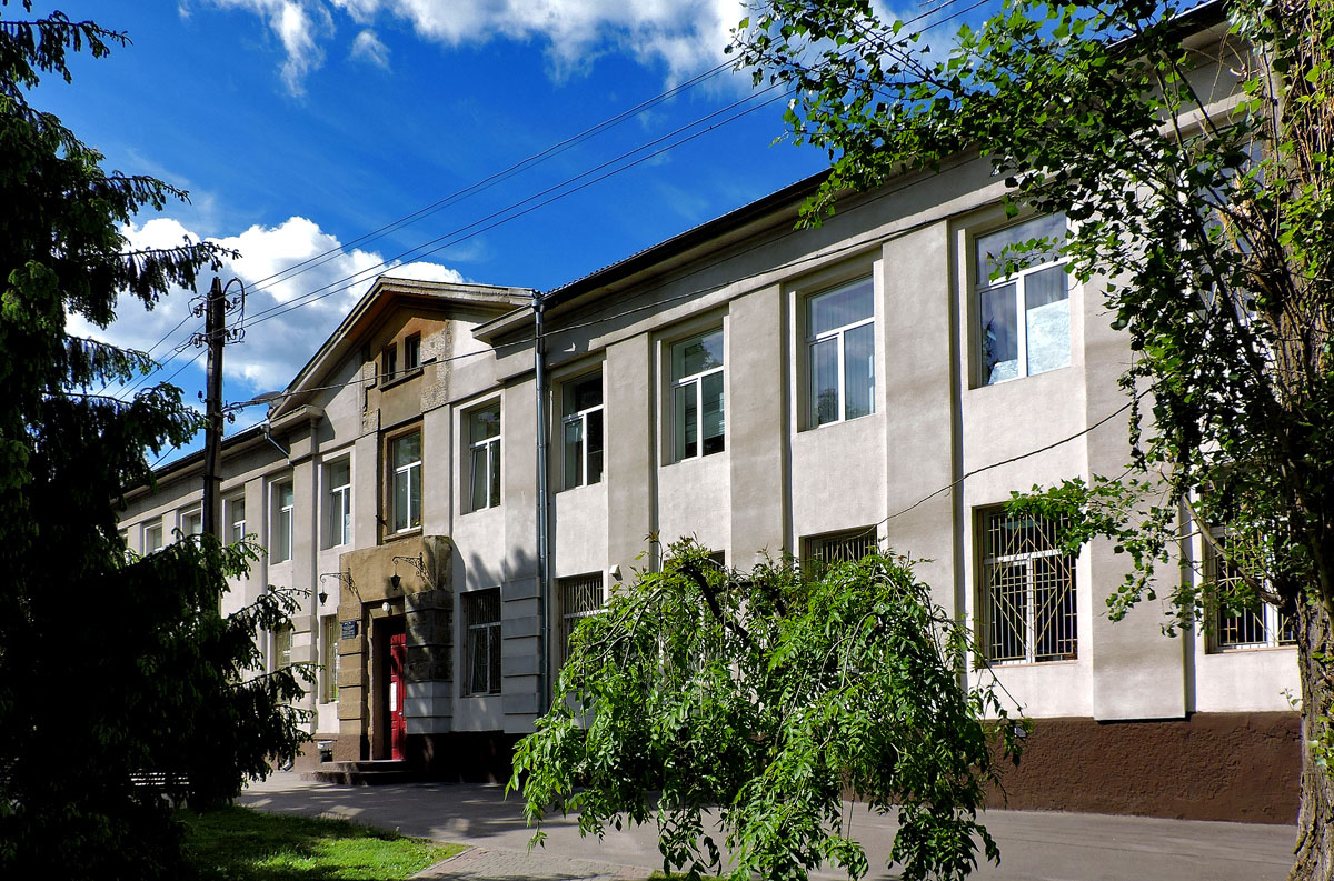 Харьков, Проспект Героев Харькова, 153