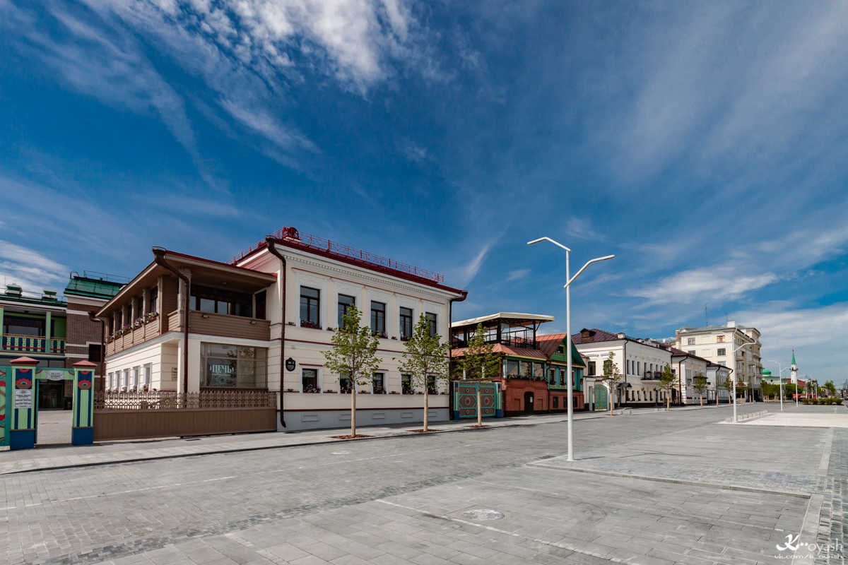 Казань, Улица Шигабутдина Марджани, 10-12